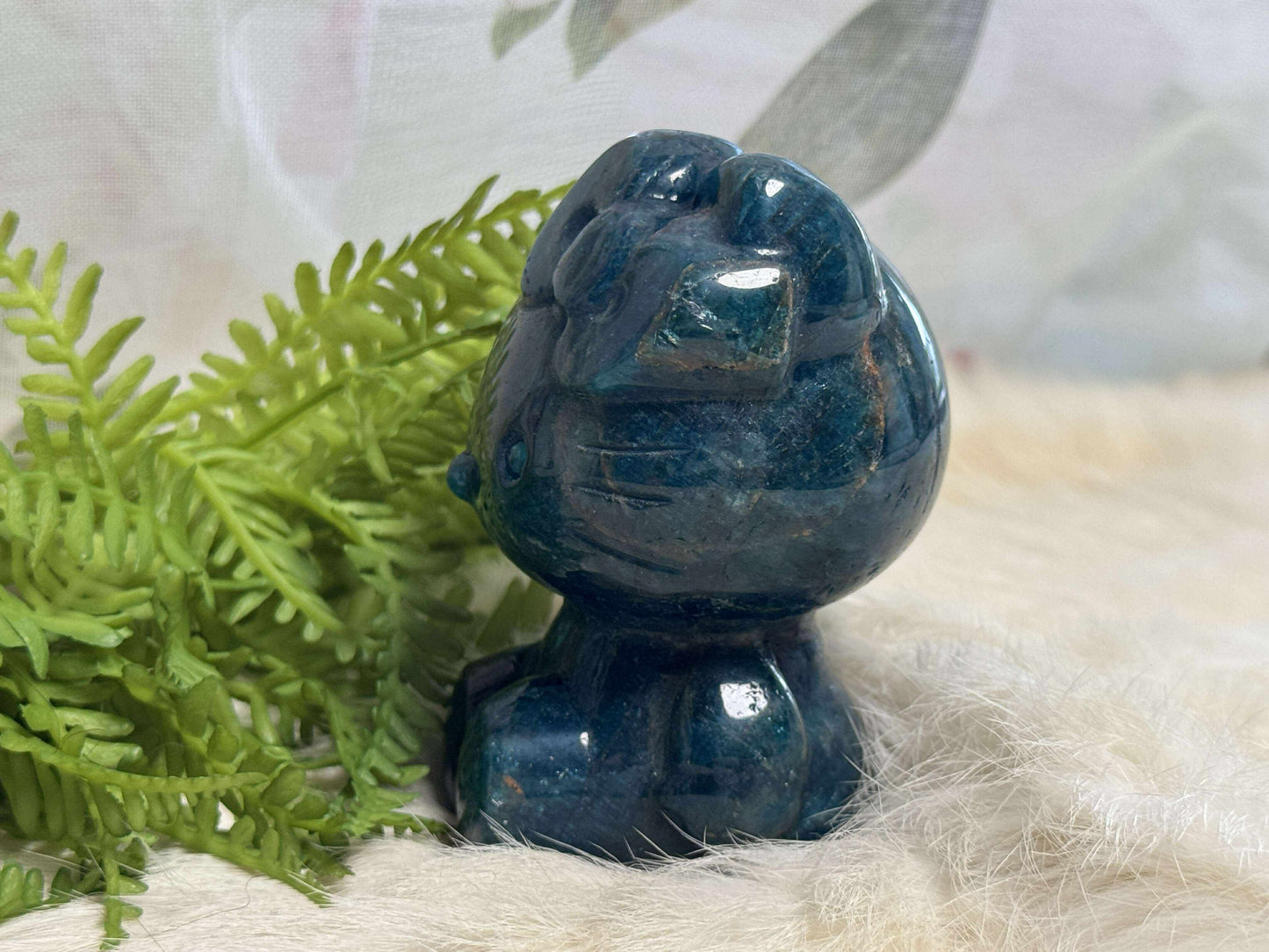 Apatite Hello Kitty