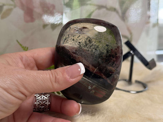 Garden Quartz Palm Stone