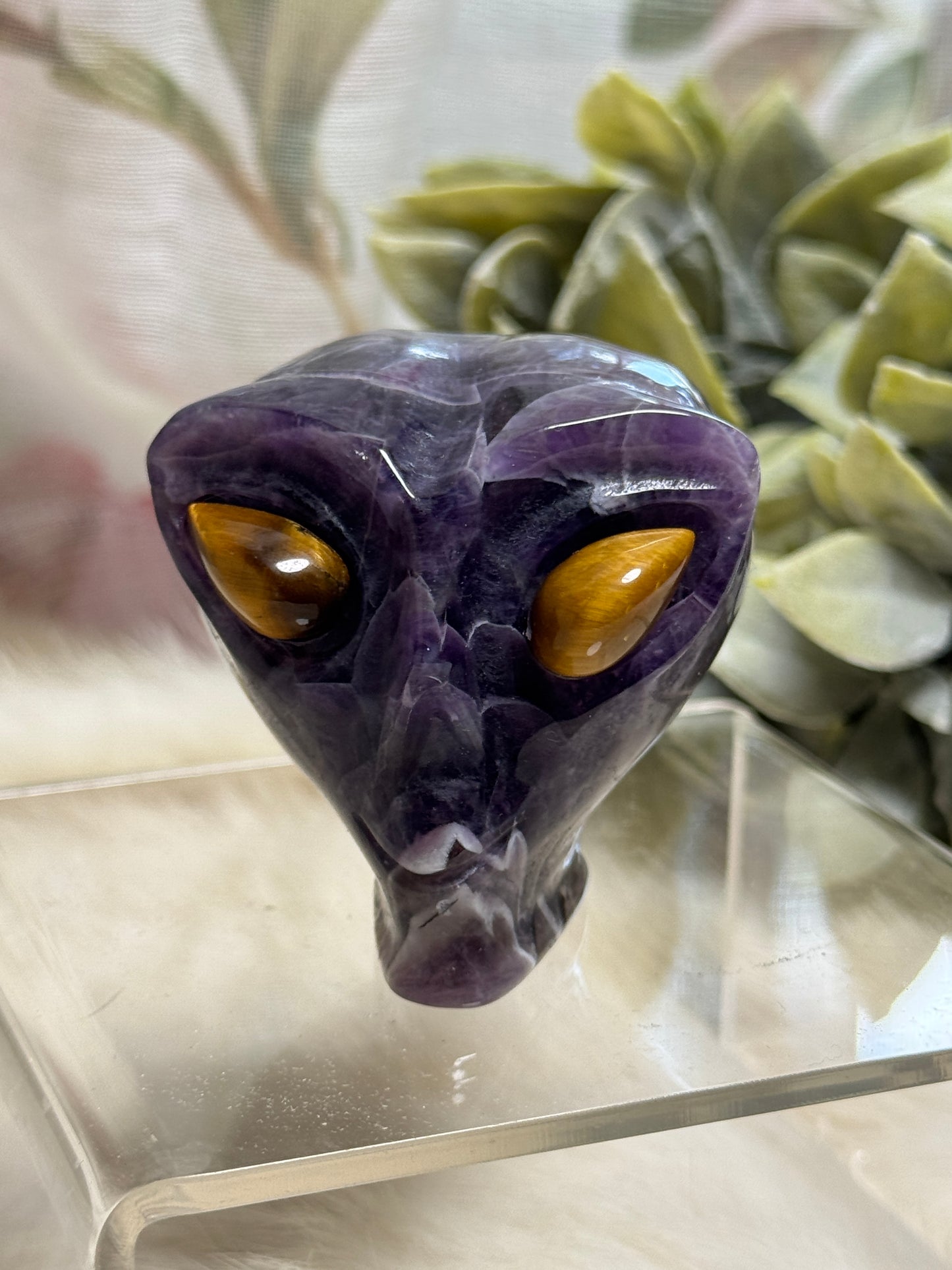 Chevron Amethyst Alien Head