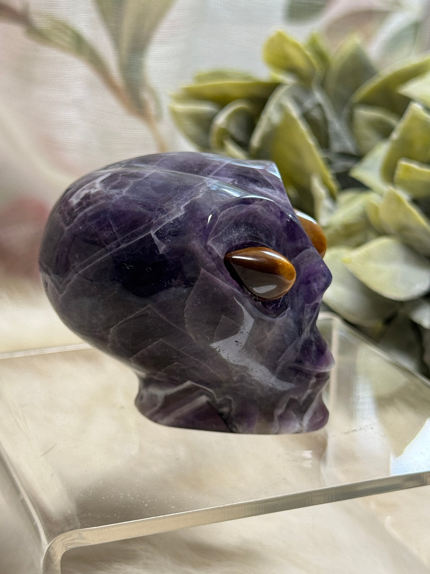 Chevron Amethyst Alien Head
