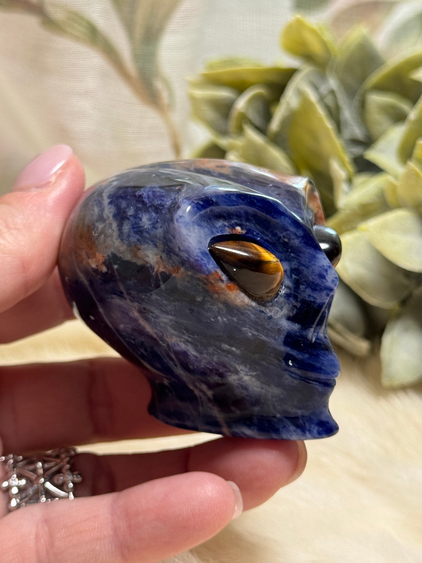 Sodalite Alien Head - Opt 34