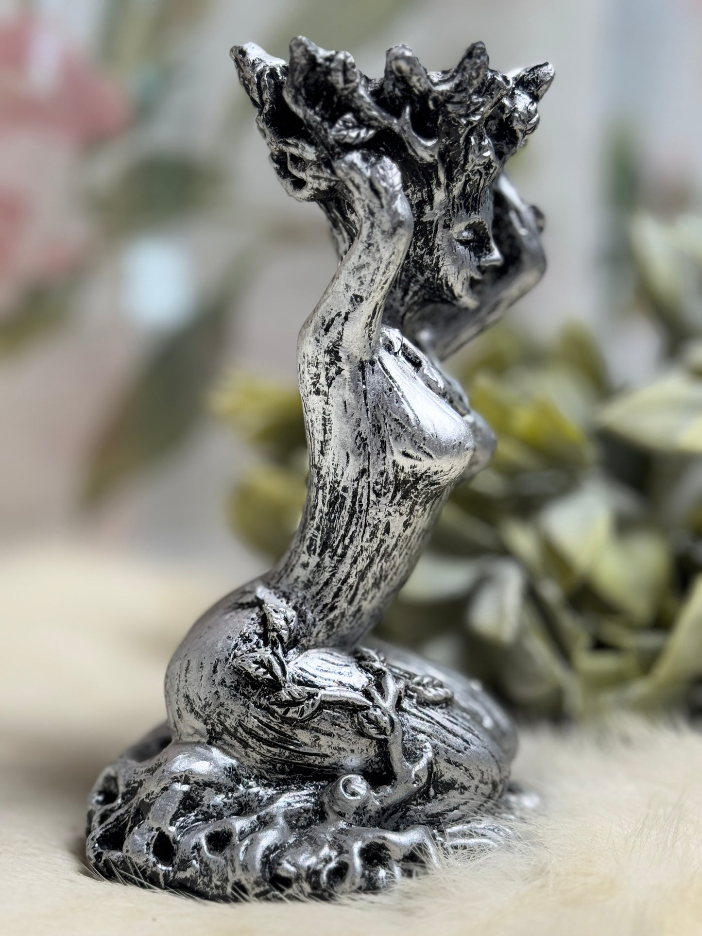 Tree Goddess Sphere Holder