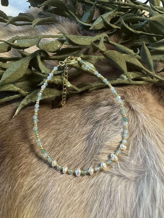Green Aventurine w/ Fresh Water Pearl Bracelet
