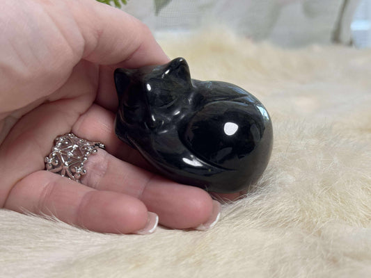 Golden Sheen Obsidian Cat