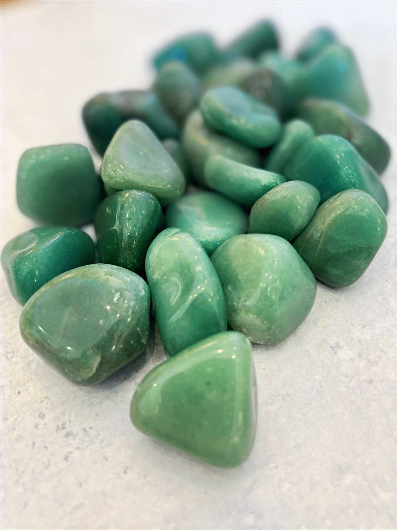 Green Quartz – Sip n' Cozy Crystals