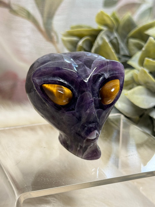 Chevron Amethyst Alien Head