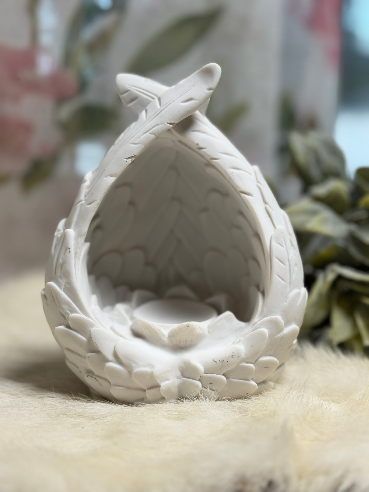 Angel Wings Sphere Holder