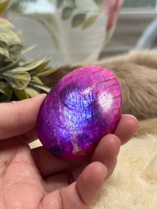 Plum Moonstone Palmstone Opt 12